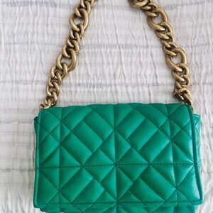 Green Quilted Chain Shoulder Bag